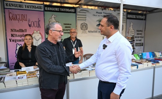 Eşki'den Büyükşehir'e kitap fuarı çıkışı: 'Tarih çakışacak şekilde değiştirildi'