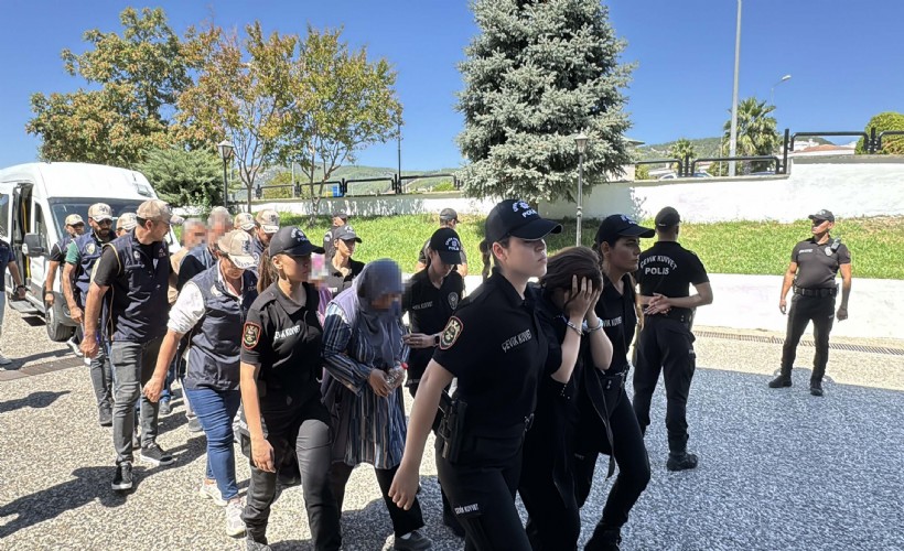 FETÖ'cü Burkay Karatepe ile bağlantılı 10 şüpheli adliyede