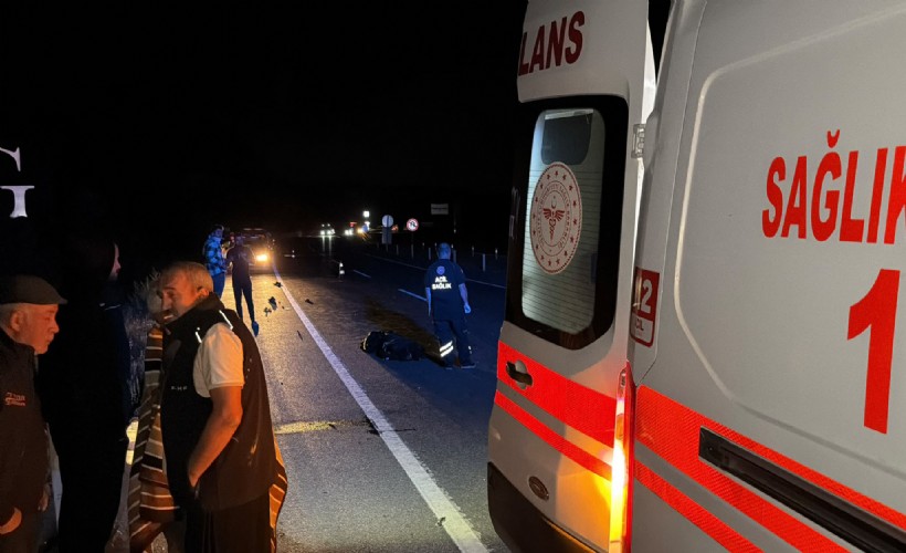 Feci kaza; Otomobil ile çarpışan motosikletin sürücüsü hayatını kaybetti