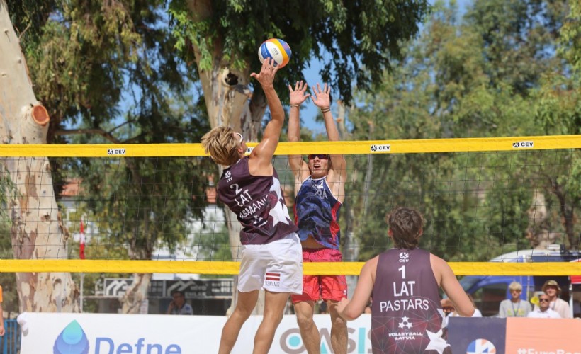 Foça'da yarı finalistler belli oldu