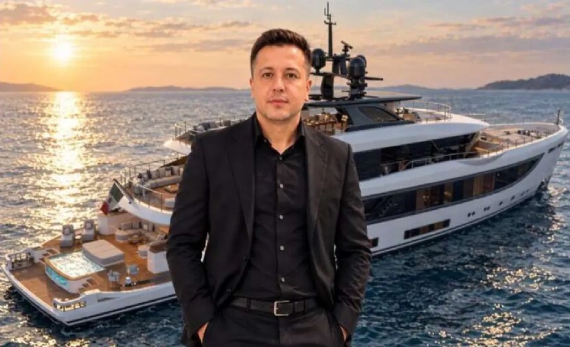 İYİ Partili Çömez paylaştı! Fon soruşturmasında tutuklanan Yarız'ın süper lüks yatı gündem oldu