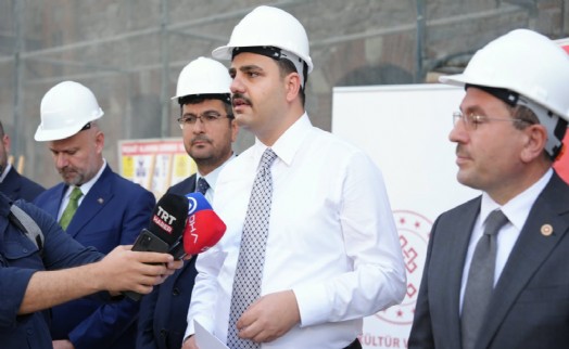 İnan'dan Özel'e Tarihi Un Fabrikası üzerinden sert çağrı: 'İzmirlilerden özür dilemeli'