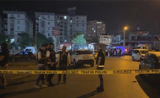 İstanbul'da IŞİD operasyonu: 21 yaşındaki şüpheli öldü, bir yurttaş yaralandı