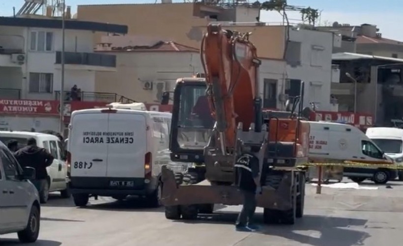 İzmir'de feci kaza! Yolun karşısına geçmek isterken can verdi