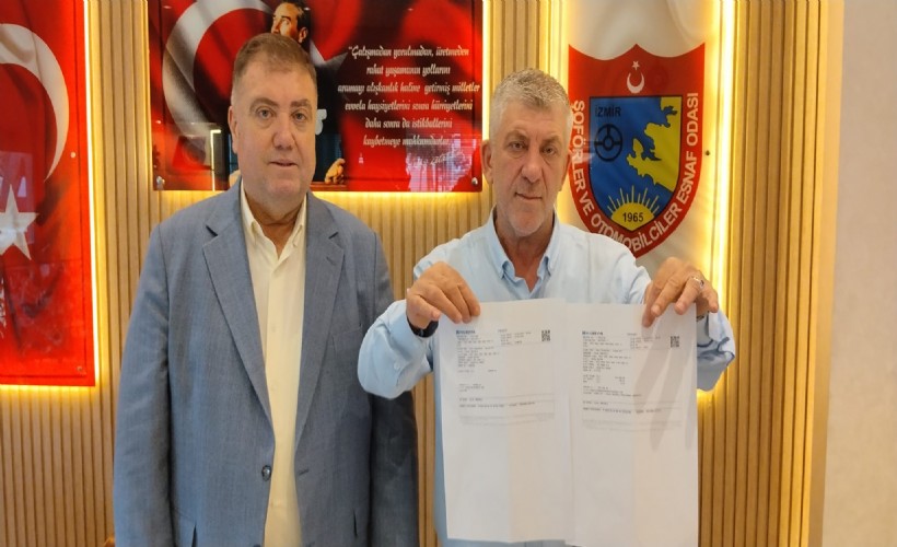 İzmirli taksiciden 920 bin liralık dürüstlük dersi: Gözünü kırpmadan iade etti