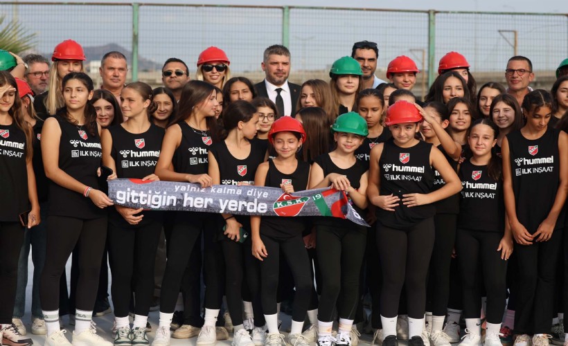 Karşıyaka voleybolda geleceğin temelini attı