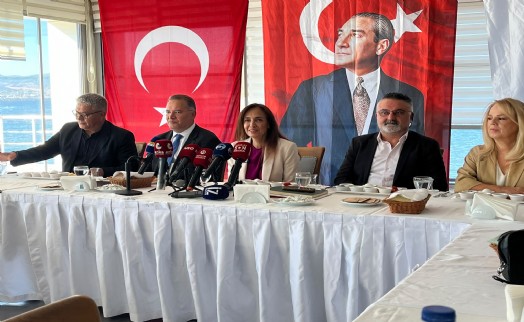 Karşıyaka'da 'billboard' gerilimi büyürken Ünsal'dan Tugay açıklaması: ' Kişisel bir problemim yok'