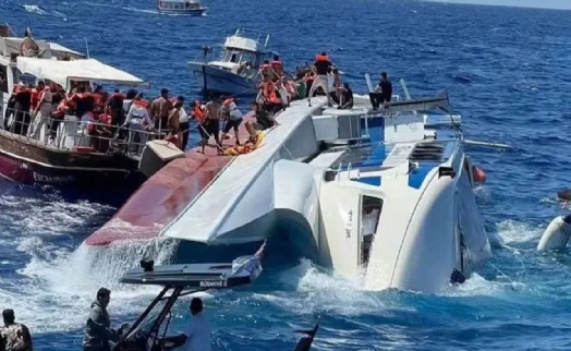 Kıbrıs'taki gemi faciasının 3. gününde kaybolan 20 kişi hala aranıyor
