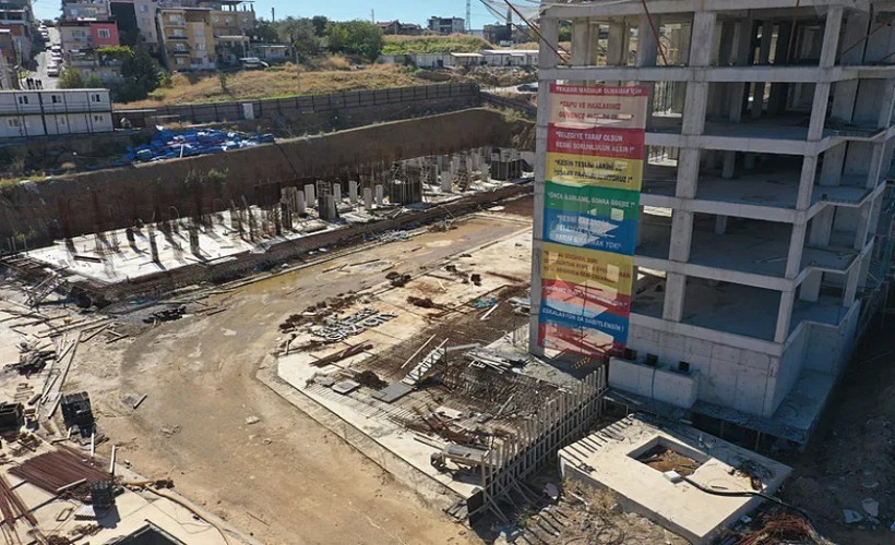 Kooperatif mağdurlarından maliyet çıkışı: '1 ev nasıl 4 ev parasına ulaştı?' Vekillere çağrı