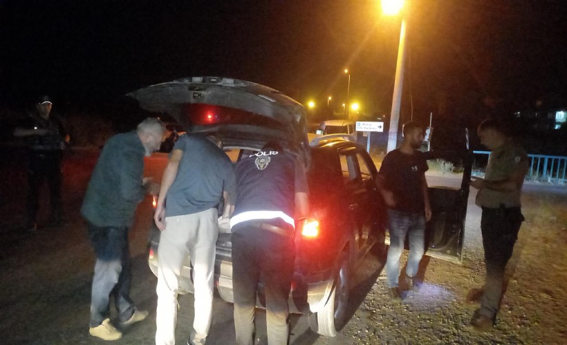 Manisa'da 'Huzur 45' denetimi: 7 aranan şüpheli yakalandı