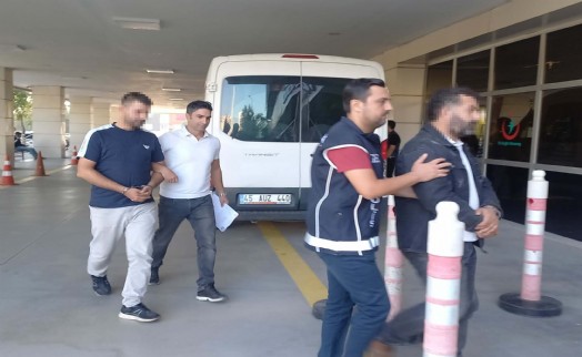 Manisa'da insan kaçakçılığı şüphelisi 2 kişi yakalandı