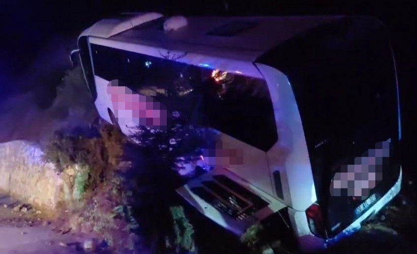 Manisa'da otobüs kazası: 18 yaralı