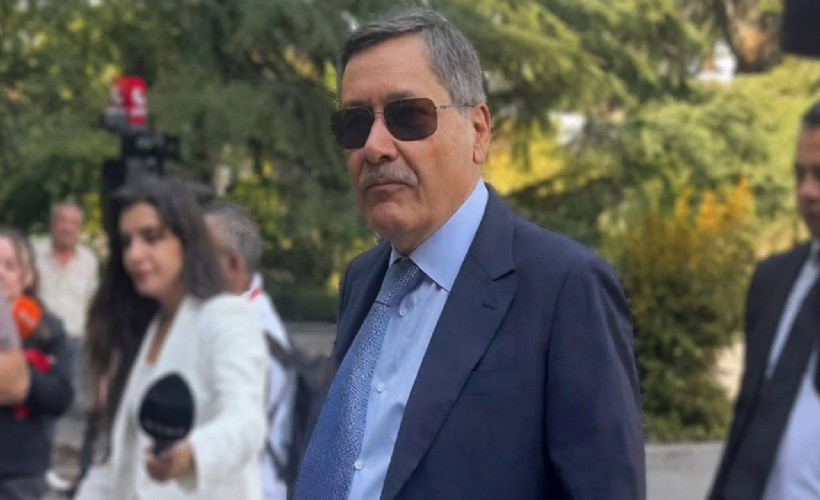 Melih Gökçek ifade vermek için adliyeye geldi