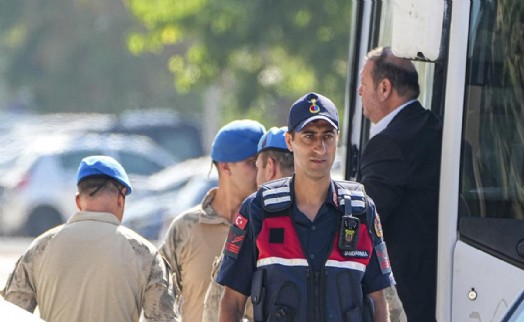 Menderes'e operasyonda suç örgütü detayı: İlkay Çiçek ile yazışan o avukata gözaltı