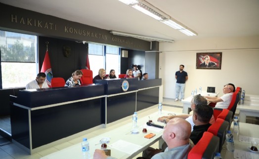 Menderes'e sağlık merkezi için olağanüstü meclis