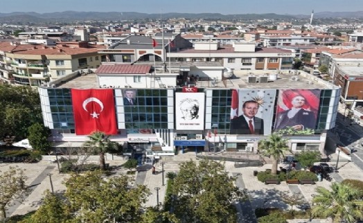 Menderes'te sağlık merkezi için protokol imzalandı
