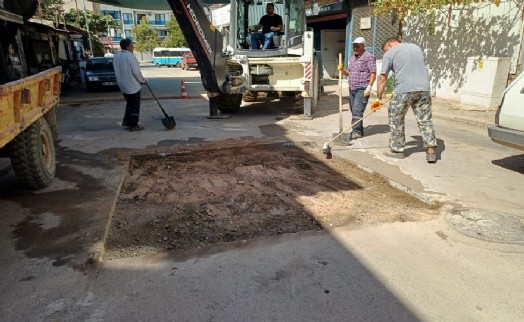 Menderes'te asfalt seferberliği başladı