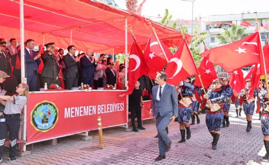Menemen'de 104. yıl kurtuluş coşkusu