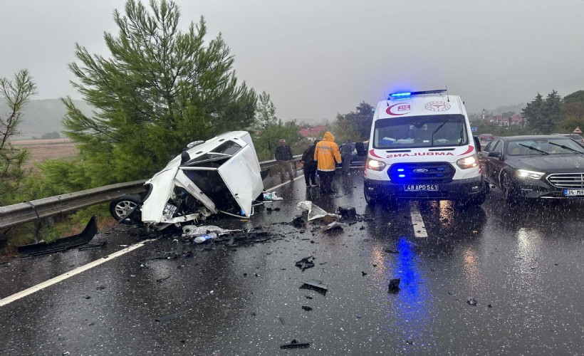 Muğla'da feci kaza: 1 ölü, 2 yaralı