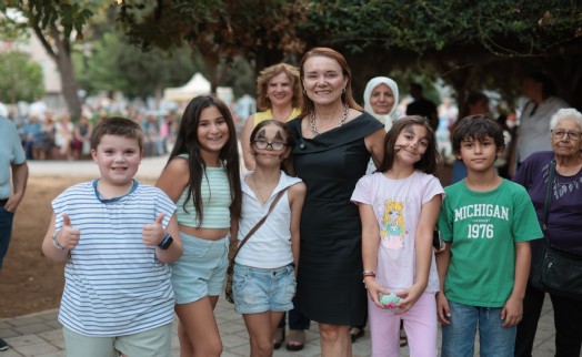 Mutlu Çocuklar Sokağı'nda eğlence devam ediyor