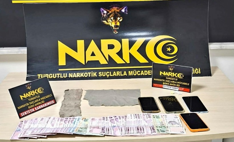 Peçeteye emdirilmiş uyuşturucuyla yakalanan 3 şüpheli tutuklandı