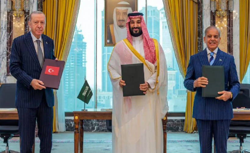 Suudi Arabistan'dan Türkiye ve Pakistan genelkurmay başkanlarına 'acil' toplantı çağrısı