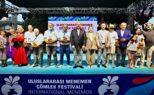 Uluslararası Menemen Çömlek Festivali'ne muhteşem final: Ödüller sahiplerini buldu
