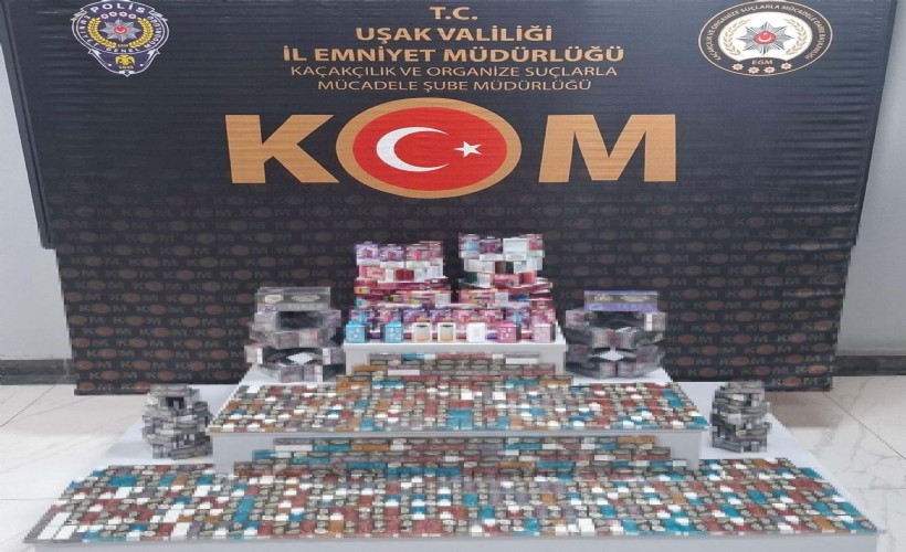 Uşak’ta kaçakçılık operasyonu: 27 bini aşkın ürün ele geçirildi