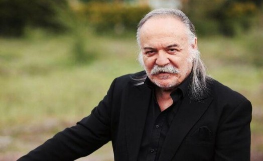 Usta oyuncu Çetin Tekindor hastaneye kaldırıldı