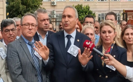 YENİ Parti'den Manisa'da saldırının yapıldığı okula ziyaret: 'Mesele protokol imzalanarak çözülemez'