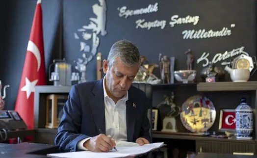 YENİ Parti lideri Özel hakkını helal etmeyeceği 4 ismi açıkladı