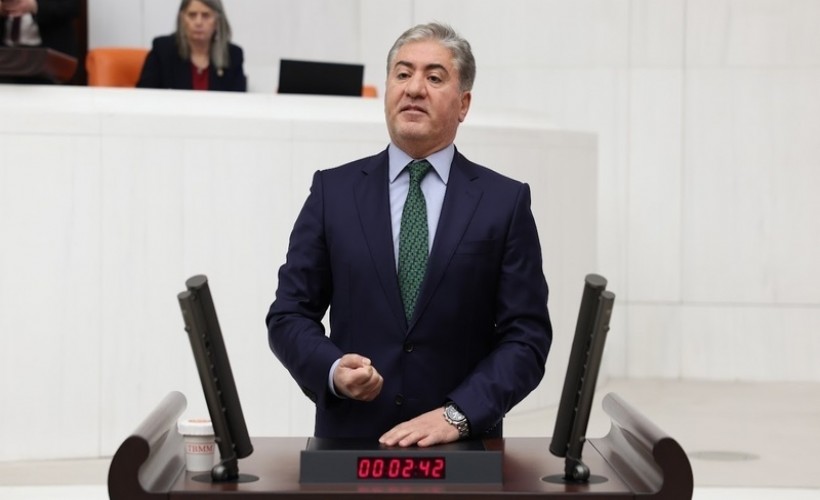 YENİ Partili Emir'den iktidara sert sözler!