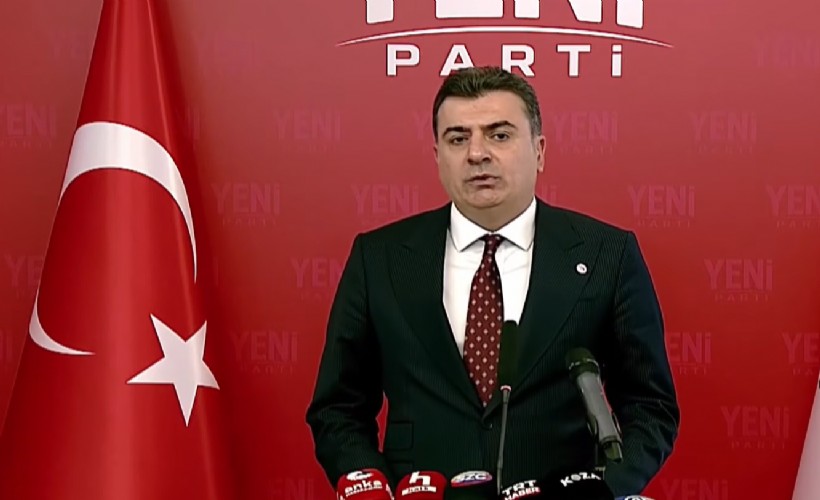 Zeynel Emre'den Üsküdar tepkisi: 'Bunun adı hırsızlıktır, bir belediye çalınmıştır'