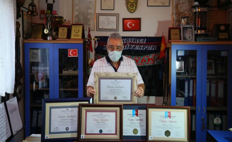 'Süper Dede' beşinci üniversite diplomasına kavuştu