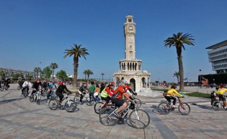 Antik kent bisikletçileri İzmir'den start verdi