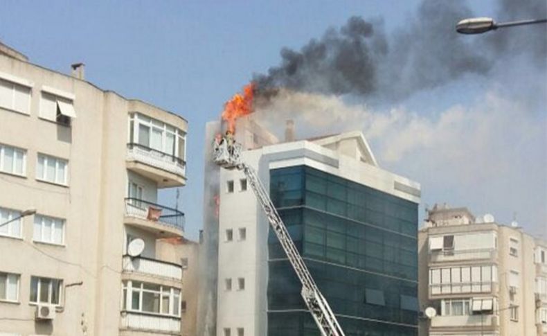 10 katlı binada yangın paniği!