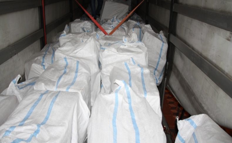 101 bin paket gümrük kaçağı sigara ele geçirildi