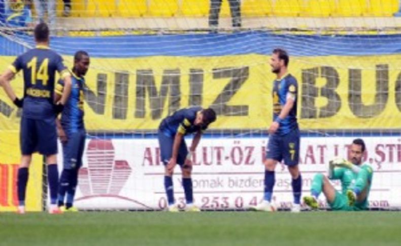 ​Bucaspor'da futbolculara uyarı