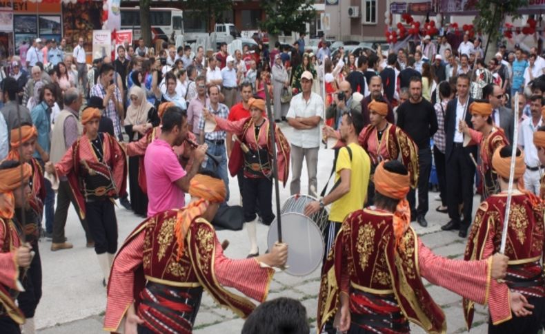 19. Geleneksel Topçam Şenlikleri'nde 10 bin kişilik melemen yapıldı