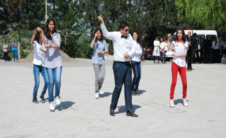 19 Mayıs Atatürk'ü Anma Gençlik ve Spor Bayramı, Aydıncık'ta coşkuyla kutlandı