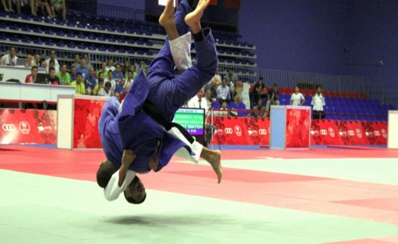 200'ü aşkın judocu yarın Yıldızlar Balkan Judo Şampiyonası'nda karşılaşacak