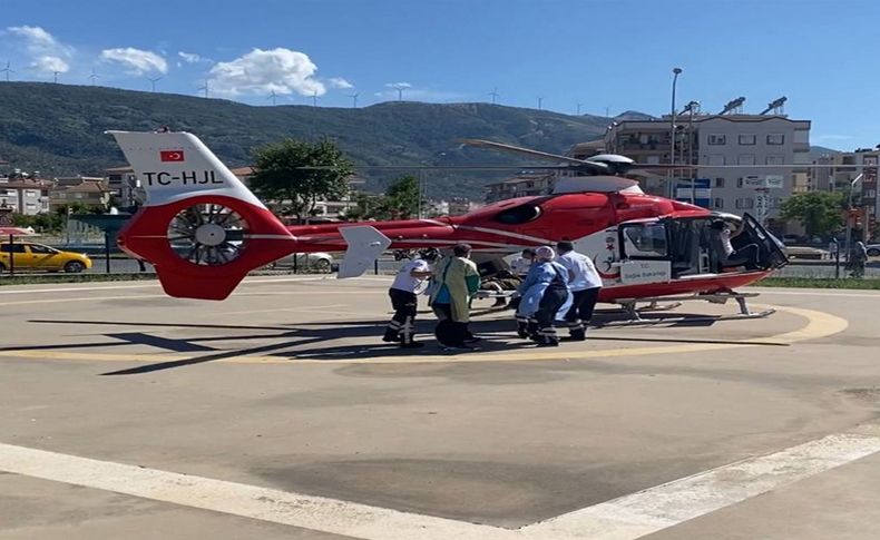 İzmir'de, ambulans helikopter kalp krizi geçiren hasta için havalandı