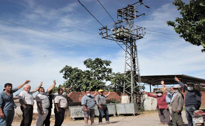 Ödemiş'te mahalle sakinlerinden elektrik trafosu tepkisi