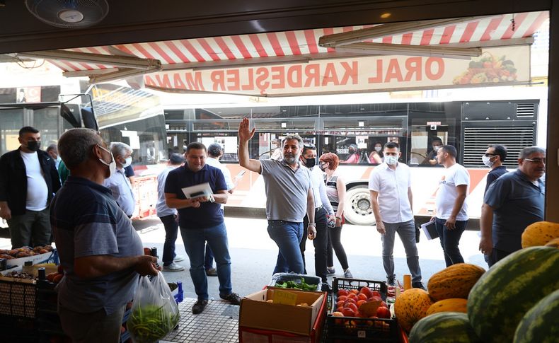 Başkan Sandal sahaya indi: Bayraklı her şeyin en güzelini hak ediyor