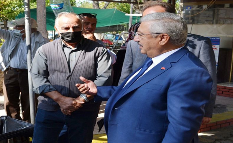 AK Partili Nasır'dan mobil ofisiyle Kınık ve Foça ziyaretleri