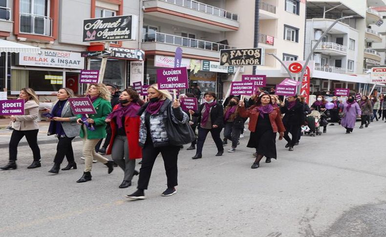 Menderes’te kadınlar şiddete karşı bir oldu