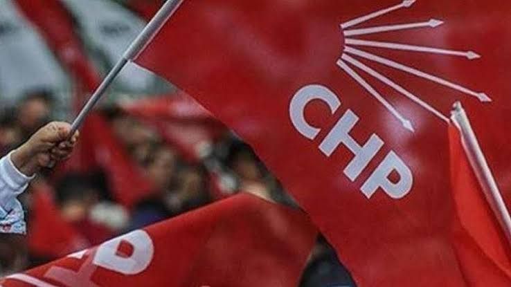 CHP'de kurultaya 'erken seçim' ertelemesi