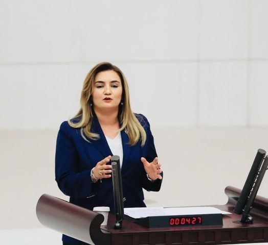 CHP'li Kılıç: “Sahte diplomalı devlet yöneticileri görevden uzaklaştırılsın”