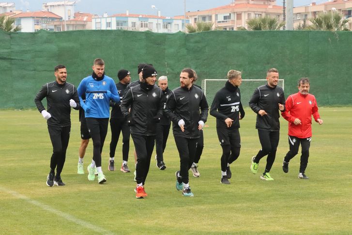 Altay'da Çaykur Rizespor mesaisi başladı