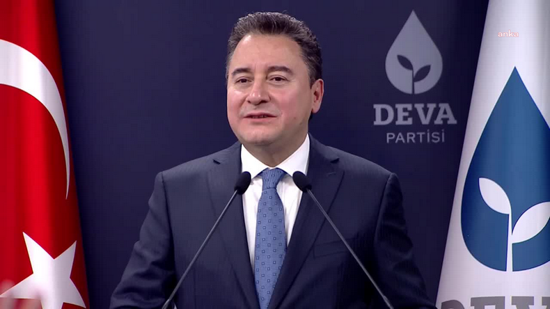 Babacan: İktidar, ülkemizi hamaset alanına sıkıştırarak zayıflatmıştır